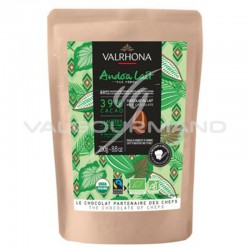 Fèves de chocolat Andoa lactée BIO 39% Valrhona - 250g en stock