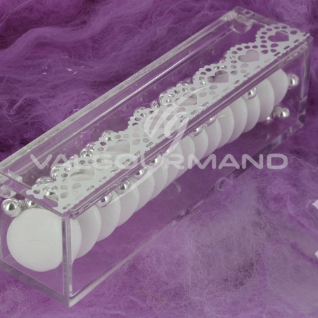 Dentelle blanche autocollante 1M - la bobine