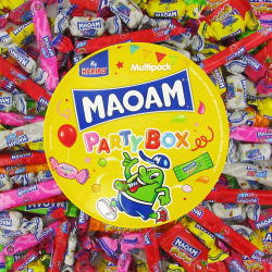 Seau Party box HARIBO garni de confiserie Maoam - 690g