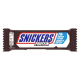 Snickers Protein 47g - boîte de 18 + 1 paire de chaussettes Snickers OFFERTE